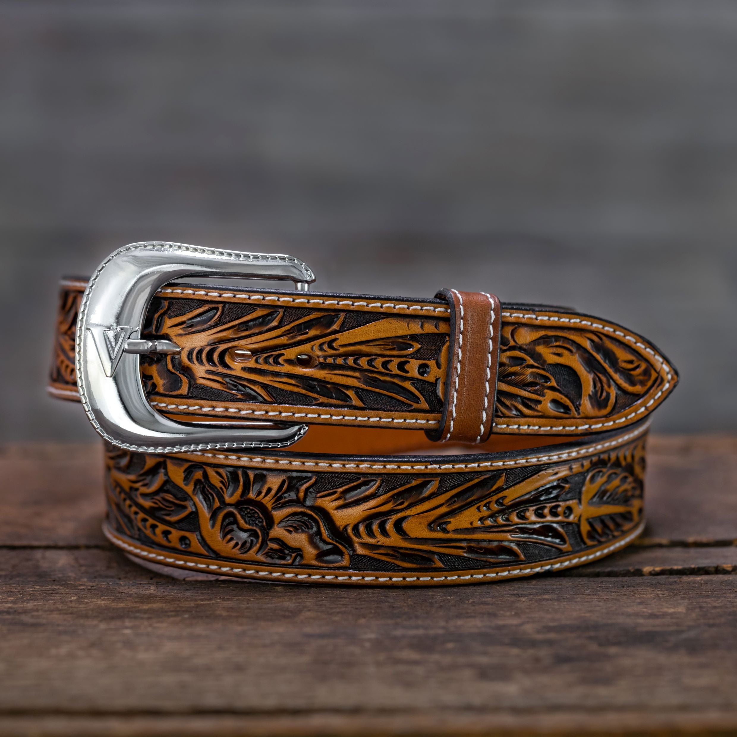 NEW! Russet Medium-Dark Oak Leaf Belt